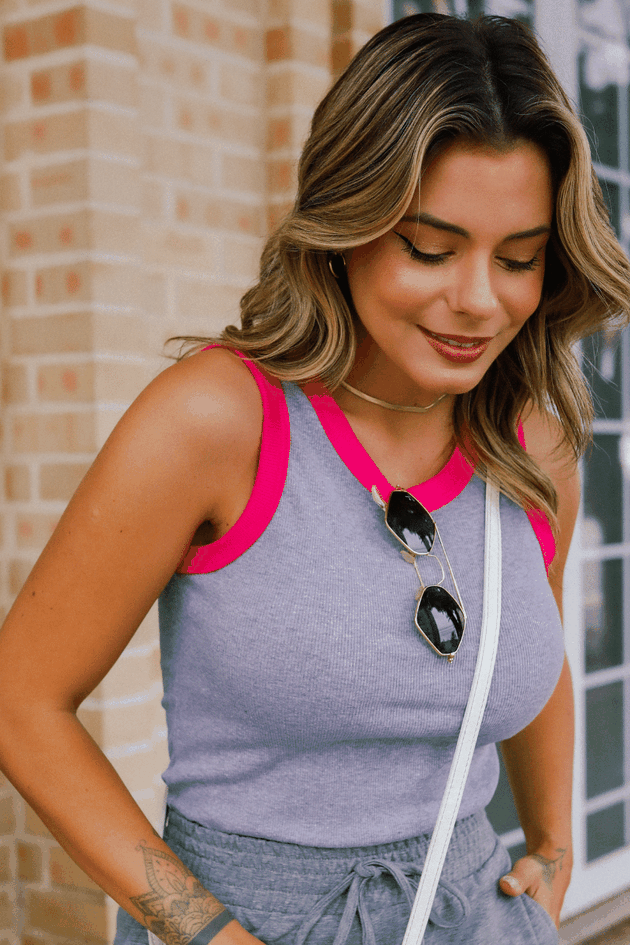 regata canelada feminina com detalhe rosa prosa 3