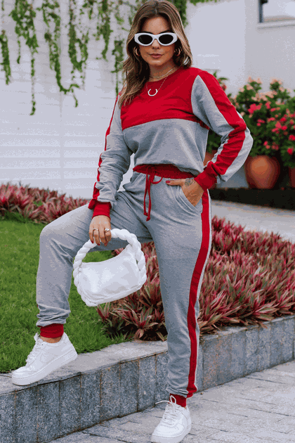 Conjunhto Moletinho Feminino Com Detalhes